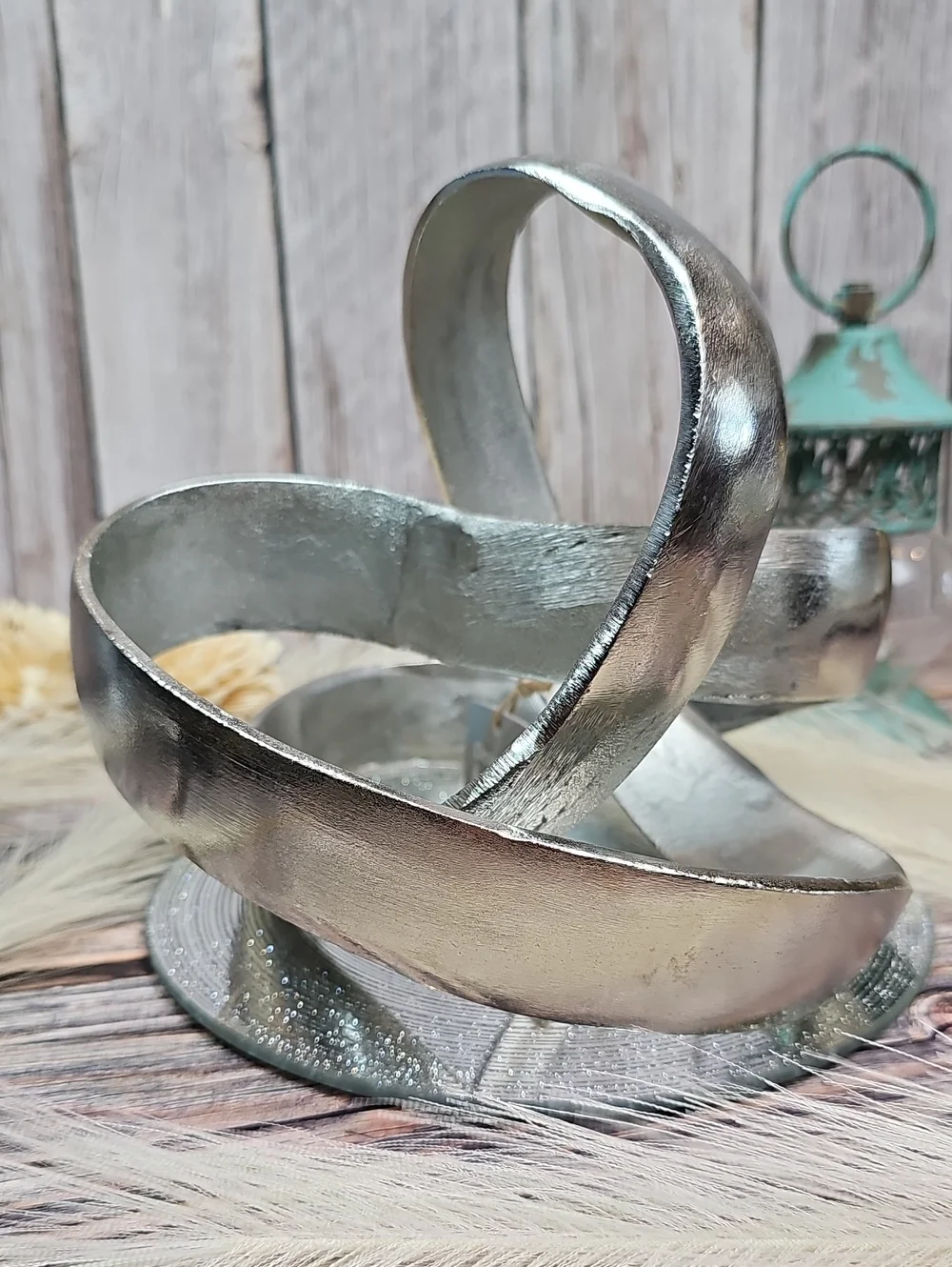 NWT LIV & SKYE METAL ABSTRACT KNOTTED SCULPTURE